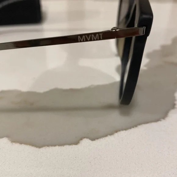 Mvmt sunglasses - Picture 3 of 6